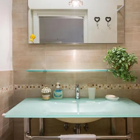 Charming Fiesolana In Heart Of Apartment *