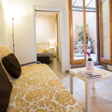 Charming Fiesolana In Heart Of Apartamento
